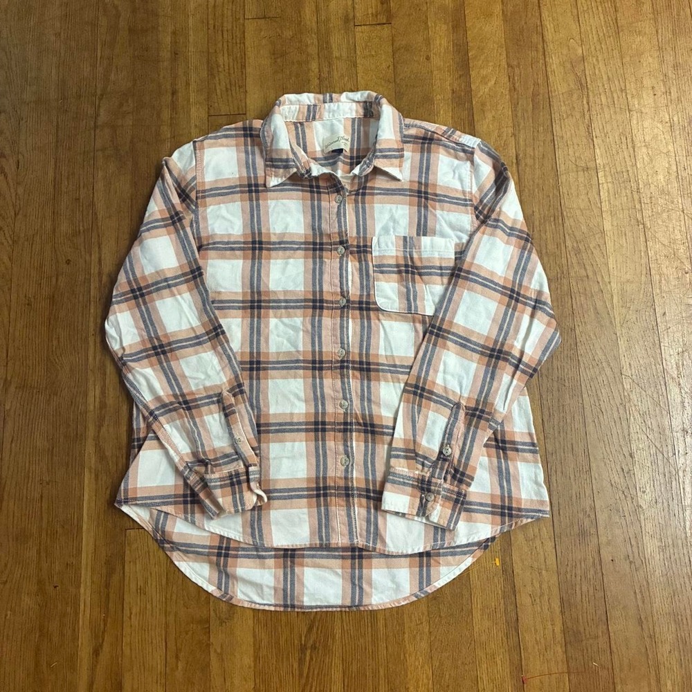 Universal Thread Plaid Flannel Button Up Shirt Pink Blue White Medium